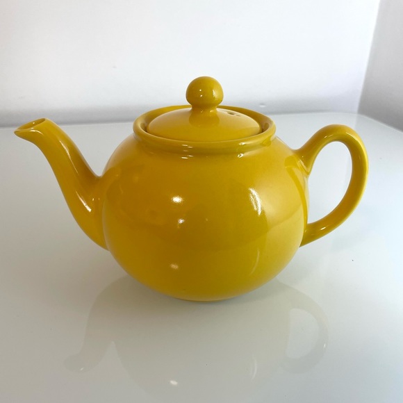 pristine Dining Vintage Pristine England Bright Sunny Yellow Tea